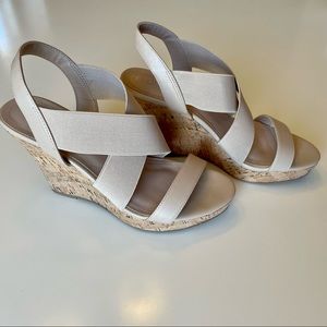 Charles David Lupita Wedge sandal